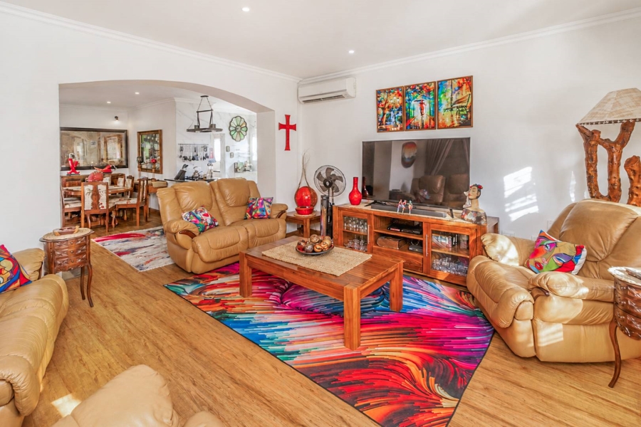 3 Bedroom Property for Sale in Melodie North West